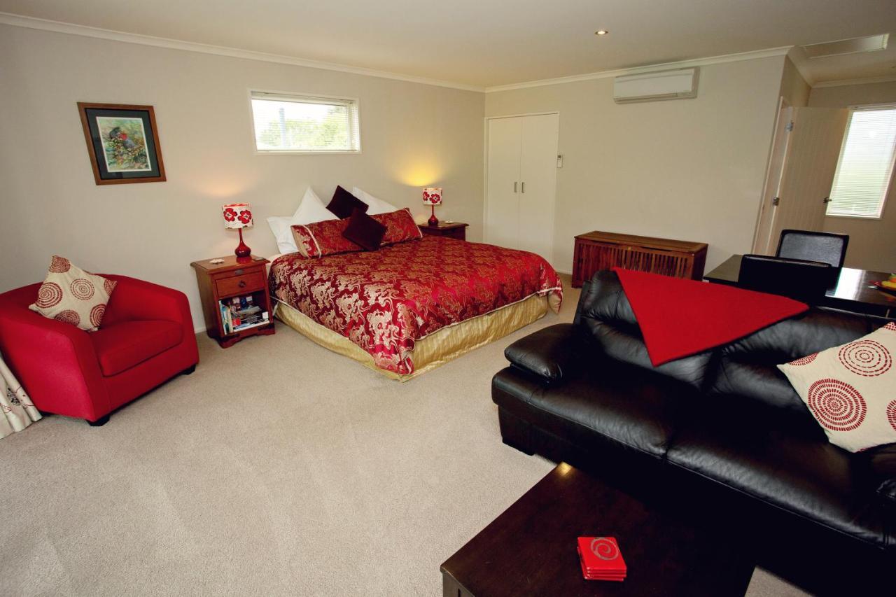Marchmont Gardens Bed & Breakfast Ханмер Спрингс Екстериор снимка