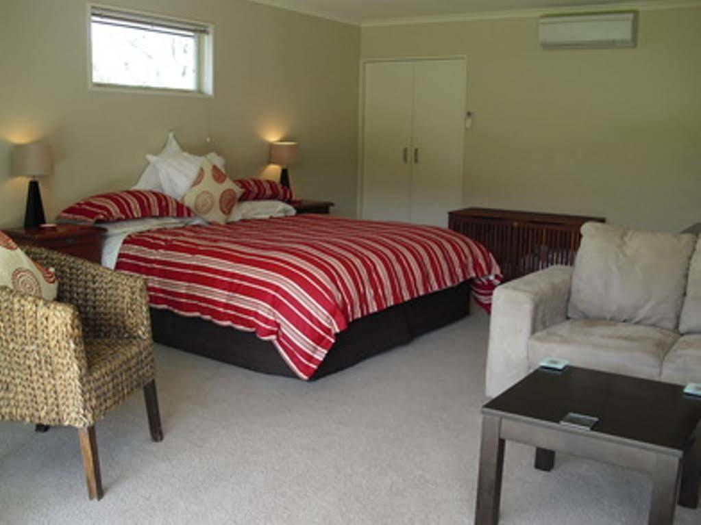 Marchmont Gardens Bed & Breakfast Ханмер Спрингс Екстериор снимка